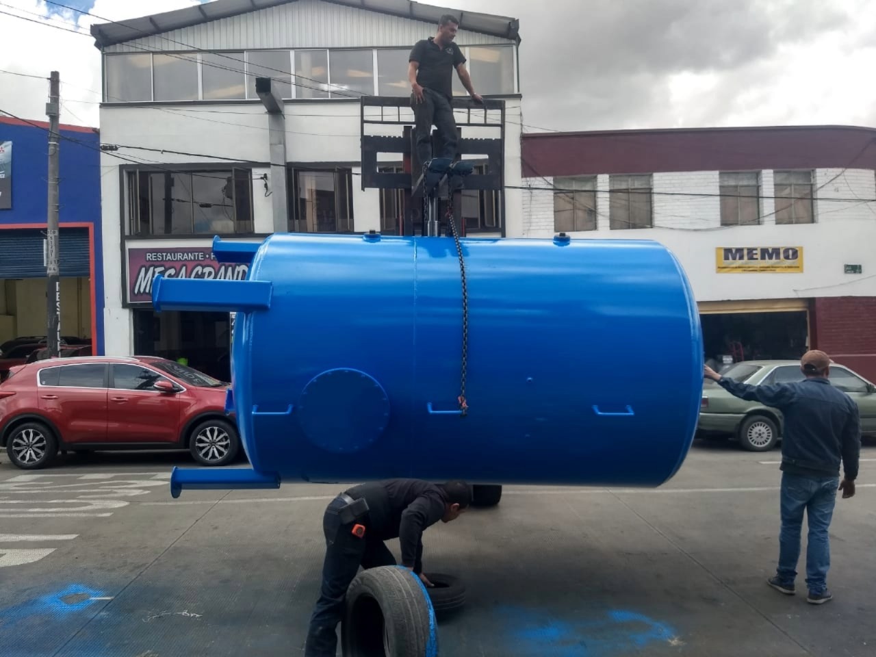 Tanque pulmón metálico para sistemas industriales